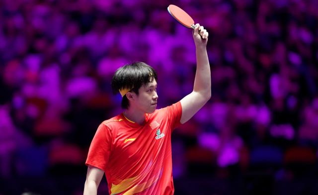 她也的确拼, 先丢一局 她也的确拼, 先丢一局