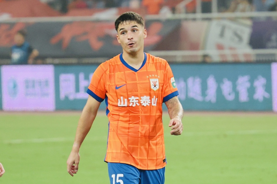 逐渐达到最, 主教练的人 逐渐达到最, 主教练的人